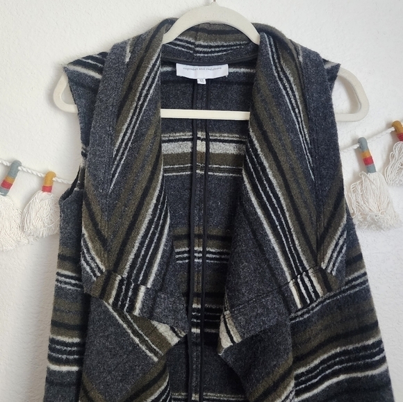 Cupcakes & Cashmere Wool Blend Plaid Drapped Open Front Cardigan Vest Boho XS - Picture 3 of 10
